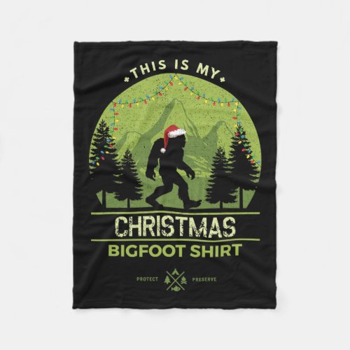 Merry Xmas Bigfoot Santa Squatch Christmas Yeti  Fleece Blanket