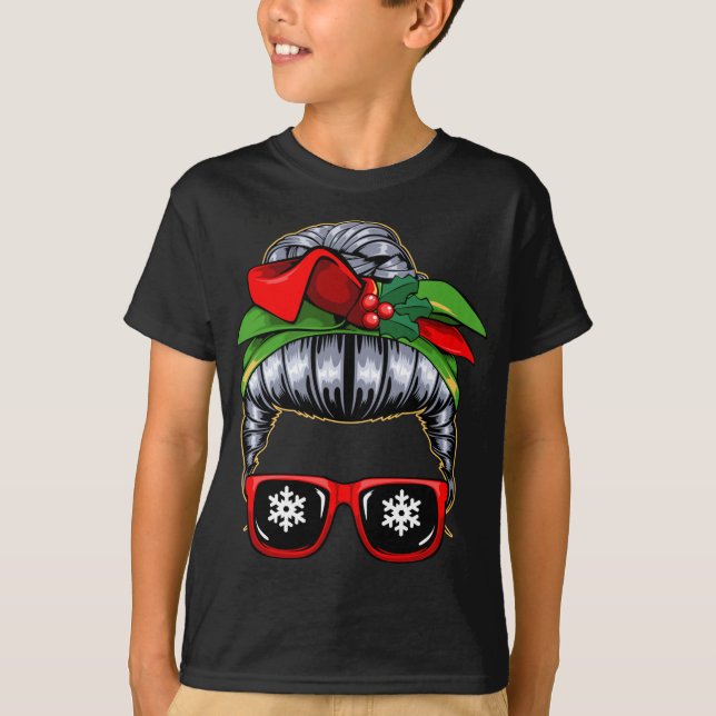 Messy Bun Mom Christmas Pajama Cute X-Mas Wreath B T-Shirt (Front)