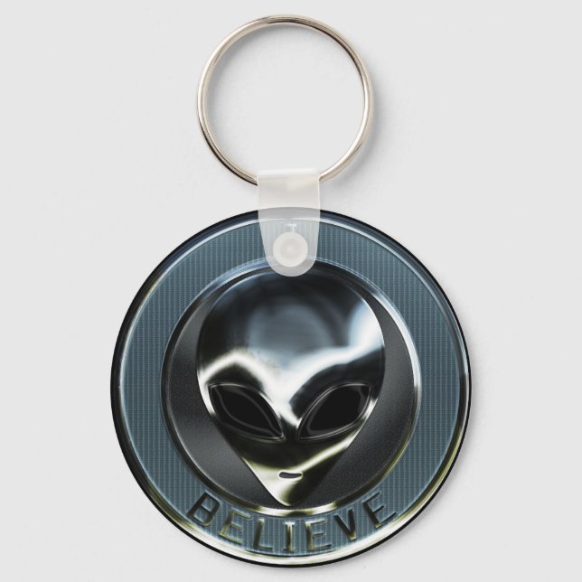 Metal Alien Head 05 Keychain (Front)