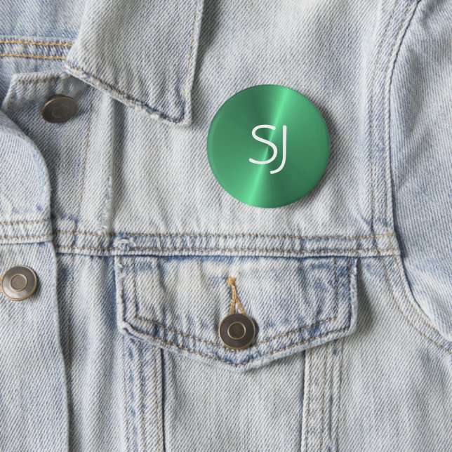 Metal monogram green shiny button (In Situ)