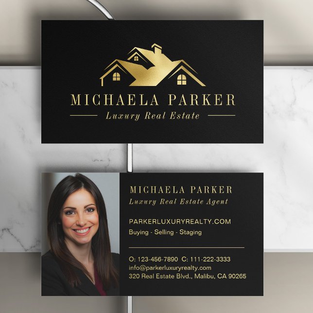 Metallic Luxury Real Estate Agent Black Gold Business Card (Creator Uploaded)