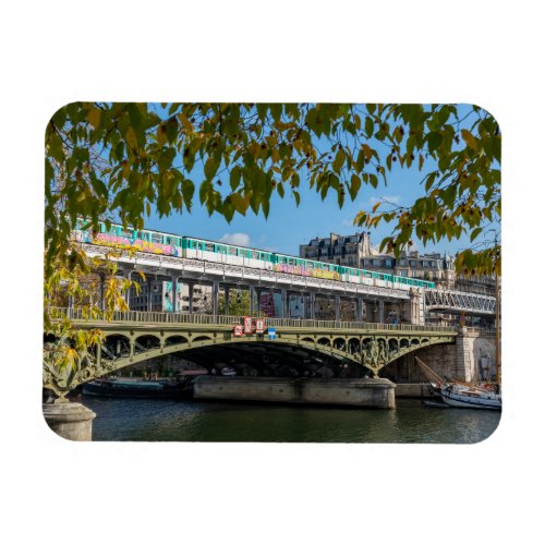 Metro on Bir_Hakeim  bridge_ Paris France Magnet