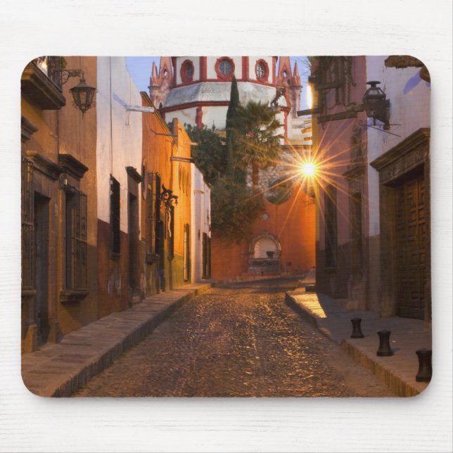 Mexico, San Miguel de Allende. Early morning Mouse Pad (Front)