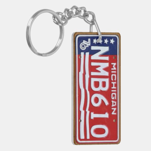 Michigan 1976 Vintage License Plate Keychain