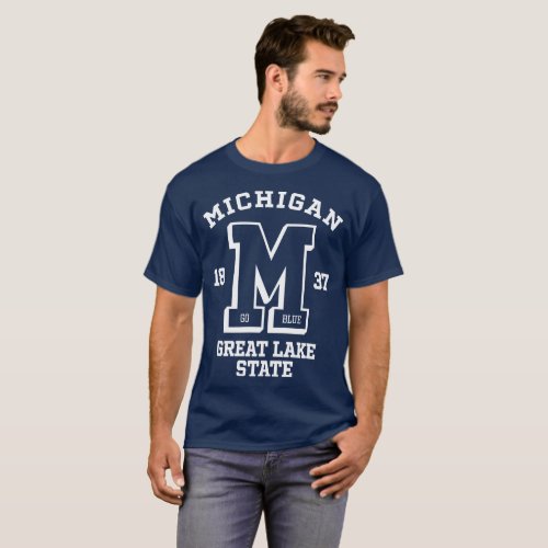 Michigan Go Blue College Mens Basic Dark T_Shirt