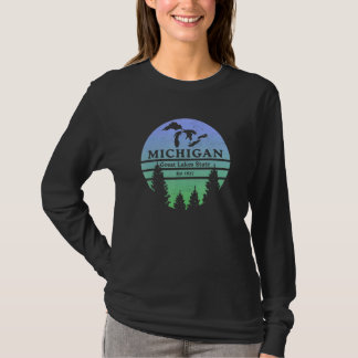Michigan Great Lakes State Lake Silhouette Souveni T-Shirt