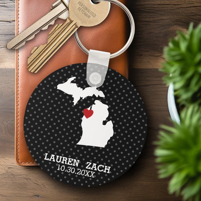 Michigan Home State City Map - Custom Wedding Keychain (Personalized Keychain - Michigan Wedding Favor)