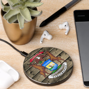 Michigan Rustic Wood Coat of Arms, flag, USA Wireless Charger