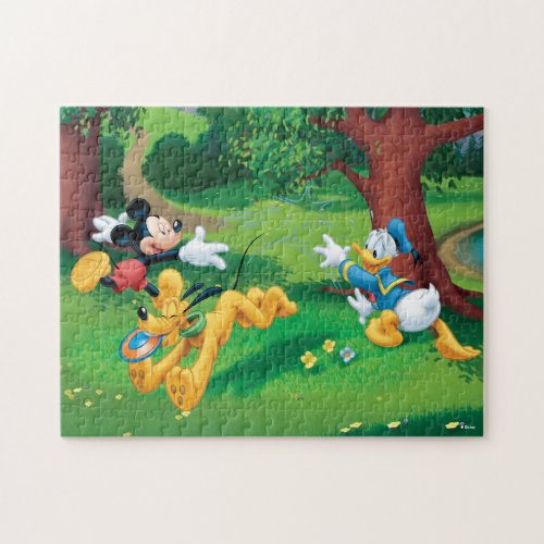 Mickey Donald  Pluto Play Frisbee Jigsaw Puzzle