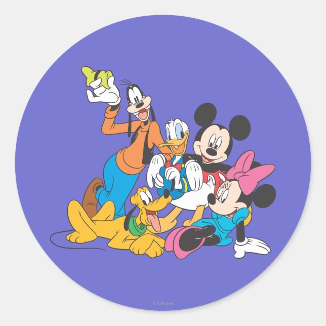 Mickey & Friends | Leaning Classic Round Sticker (Front)