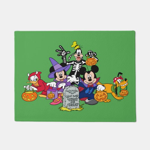 Mickey Halloween Fun with Friends Doormat