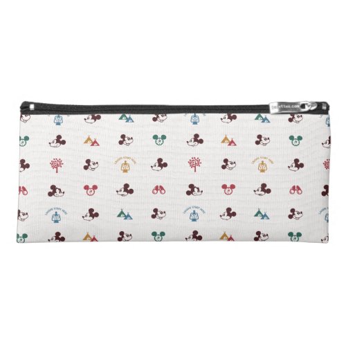 Mickey  Laughs Start Here Pattern Pencil Case