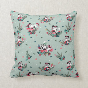 Mickey & Minnie   Holiday Kisses Pattern Throw Pillow