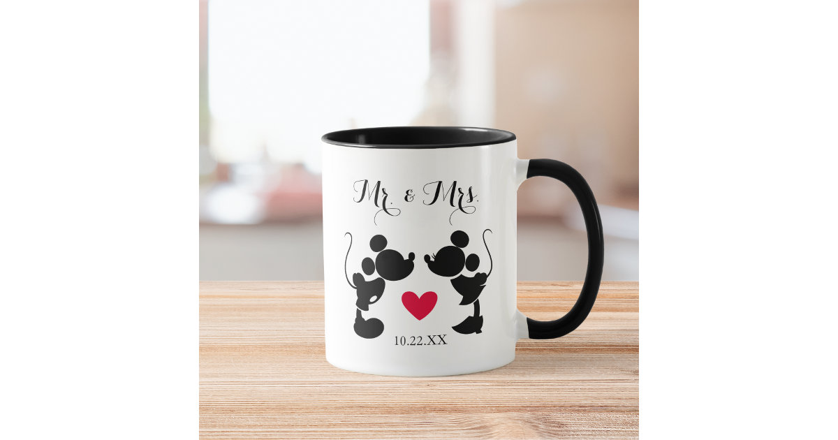 https://rlv.zcache.com/mickey_minnie_wedding_silhouette_mug-r_dnyq3_630.jpg?view_padding=%5B285%2C0%2C285%2C0%5D