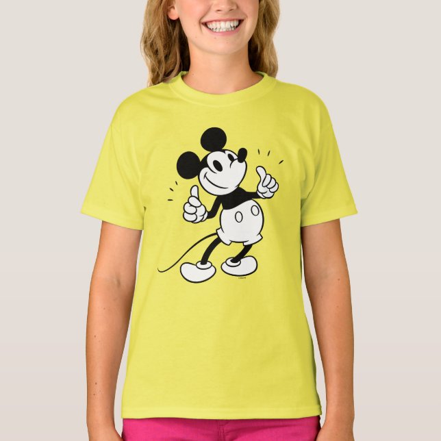 Mickey Mouse | Mickey Mouse Who Loves Cooking T-Shirt (Front)