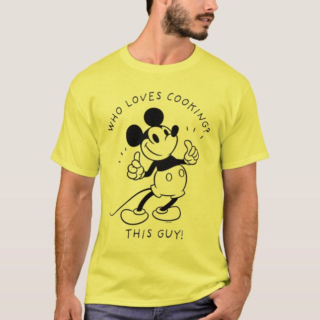 Mickey Mouse | Mickey Mouse Who Loves Cooking T-Shirt (Front)