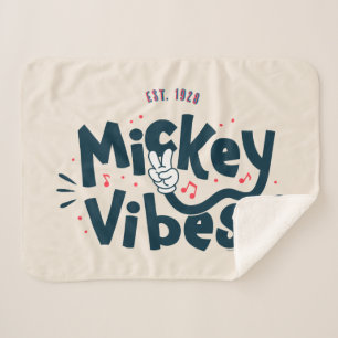 Mickey Mouse   Mickey Vibes Est. 1928 Sherpa Blanket