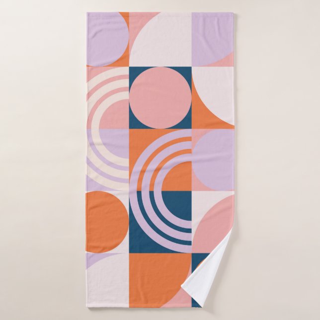 Mid-Century Circles Stripes: Geometric Pattern Bath Towel (Bath Towel)
