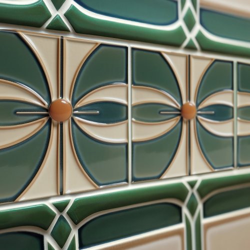 Mid_Century Flower Symmetry Arts Crafts Movement Ceramic Tile