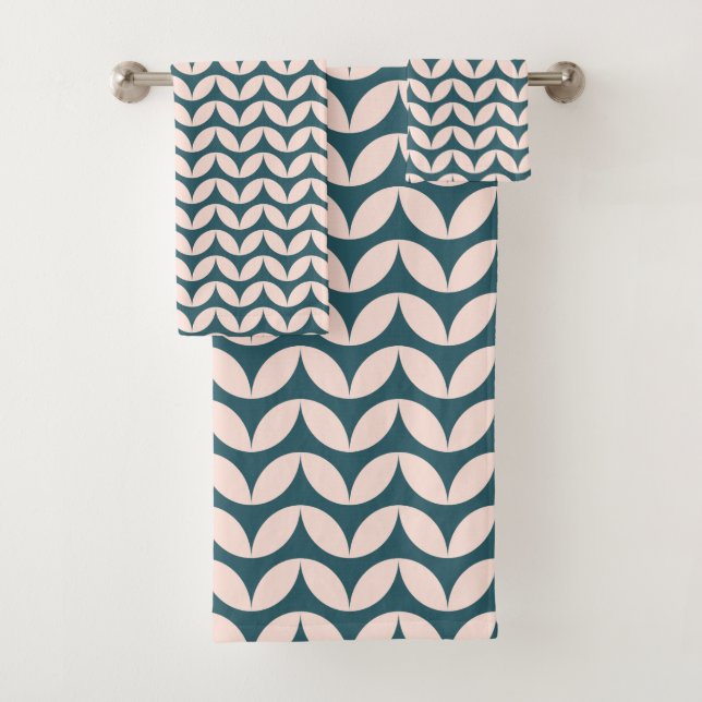 Mid Century Geometric Petal Pattern Teal Blush  Bath Towel Set (Insitu)