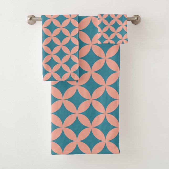 Mid-Century Mod Geometric Retro Modern Peach Blue Bath Towel Set (Insitu)