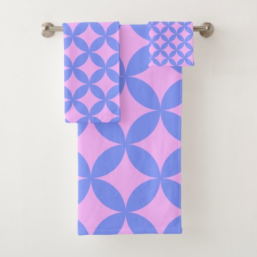 Mid Century Mod Pattern in Pink and Periwinkle Bath Towel Set