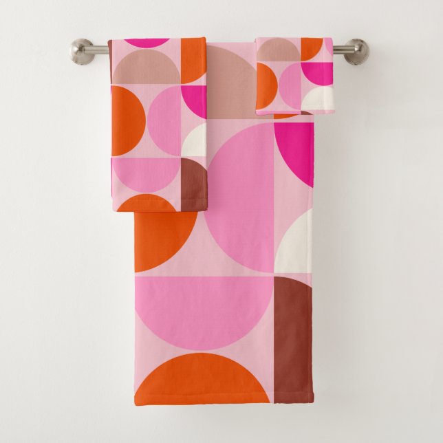 Mid Century Modern Abstract Pattern Pink Orange Bath Towel Set (Insitu)