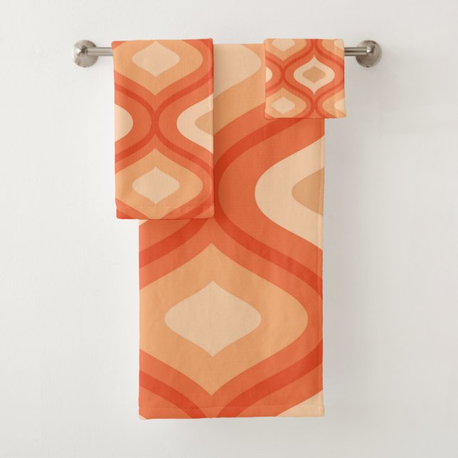 Mid century modern ogee orange and beige    bath towel set (Insitu)