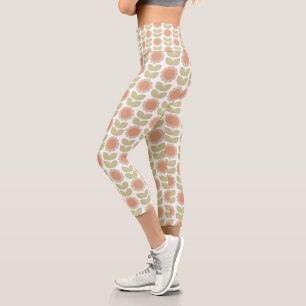 Mid-Century Pastel Pink Retro Floral Pattern Capri Leggings