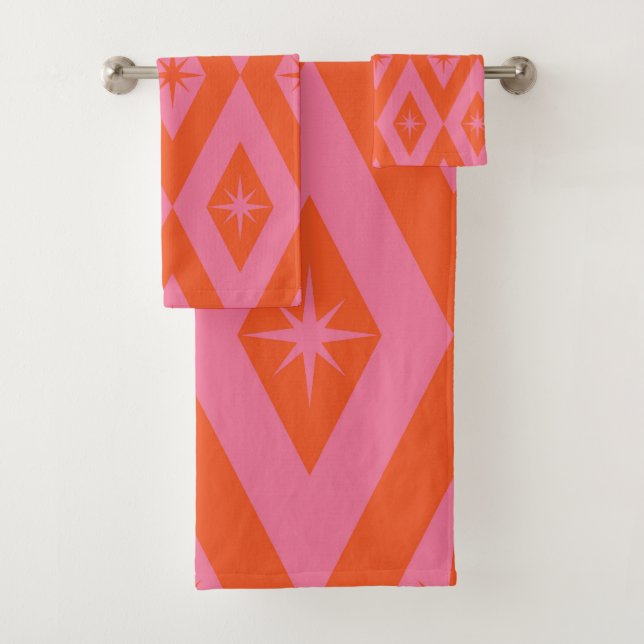 Mid Century Starbursts on Pink Orange Diamonds  Bath Towel Set (Insitu)