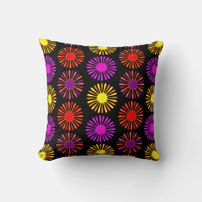 Midcentury Floral Pattern Throw Pillow (Front)