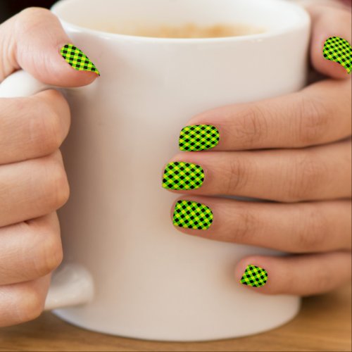 Migned Art Fashion _ Black Green  Yellow Checked Minx Nail Art