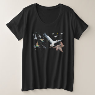 Migratory birds tracing their flights Black Plus Size T-Shirt