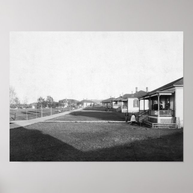 Military Homes in Residential Area of Fort Meade Poster (Front)