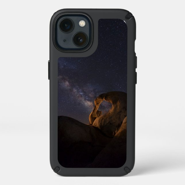 Milky Way & Cyclops Arch | Alabama Hills Speck iPhone 13 Case (Front)