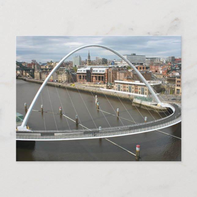 Millenium Bridge Newcastle  England Post Card (Front)
