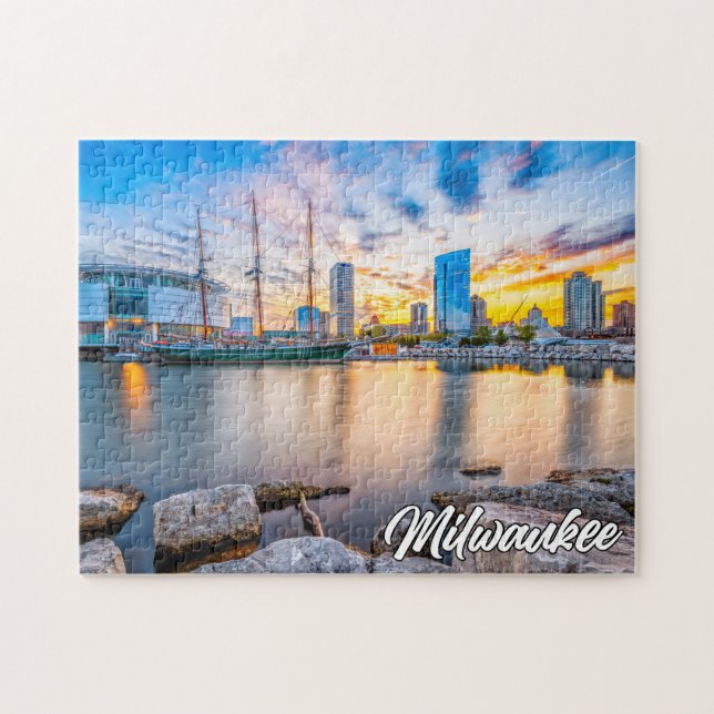 Milwaukee, Wisconsin, USA Jigsaw Puzzle (Horizontal)