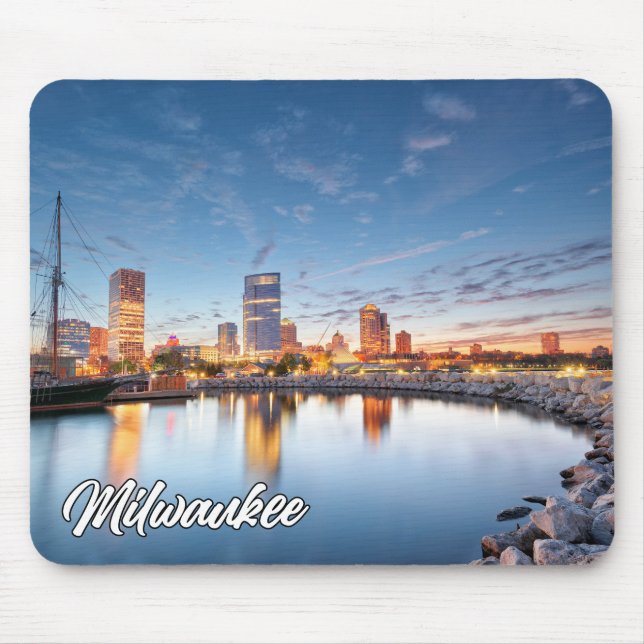 Milwaukee, Wisconsin, USA Mouse Pad (Front)