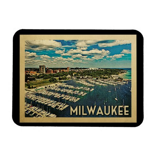 Milwaukee Wisconsin Vintage Travel Magnet