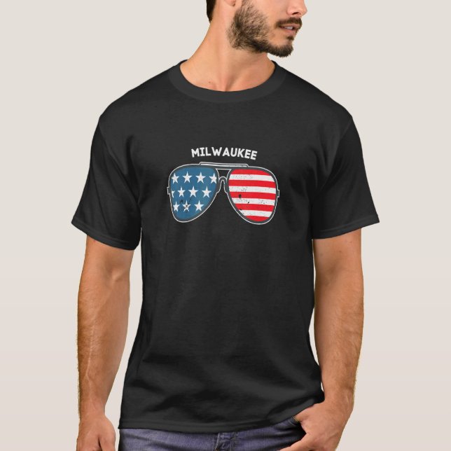 Milwaukee Wisconsin Wi Us Cities America 4th Of Ju T-Shirt (Front)