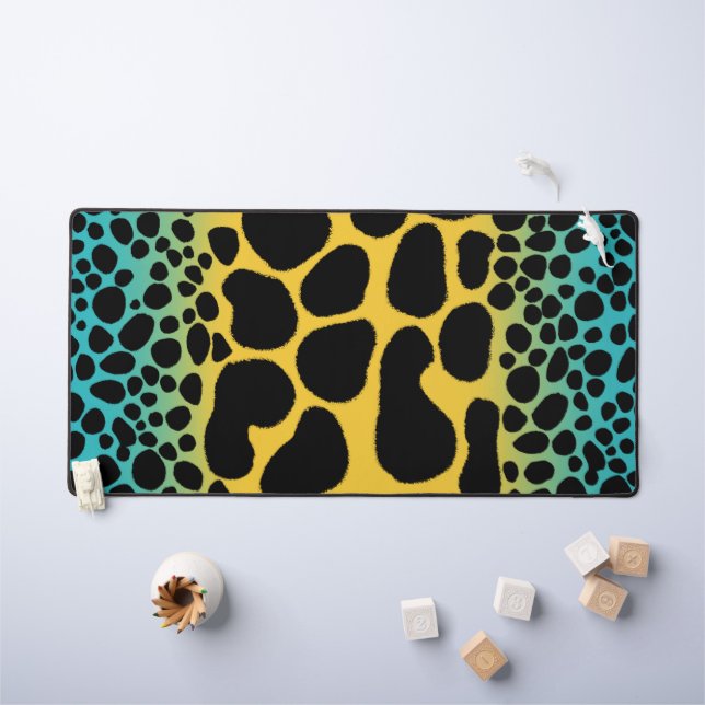 Mimic Poison Dart Frog Desk Mat (Kids Table)