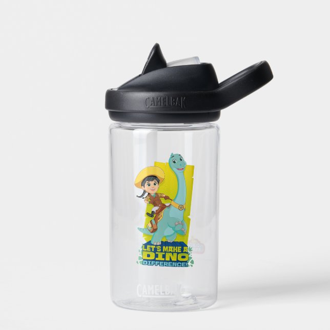 Min & Clover | Making a Dino Difference Water Bottle (Left)