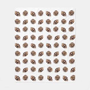 Mini Pine Cones on White Pattern Fleece Blanket
