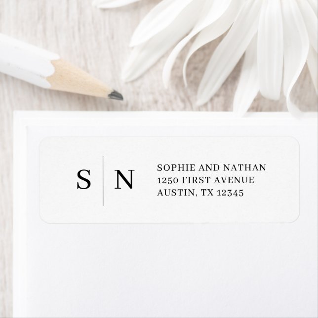 Minimal and Chic | White and Black Wedding Label (Insitu)