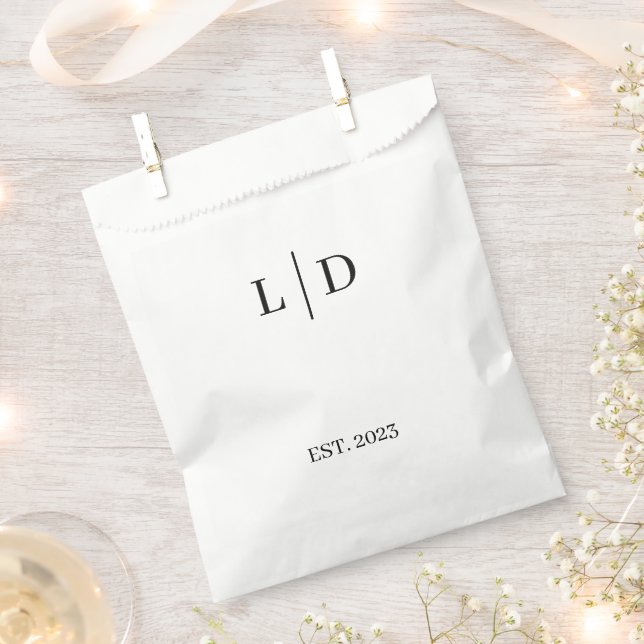 Minimal and Simple Personalized Wedding Favor Bag (Clipped)