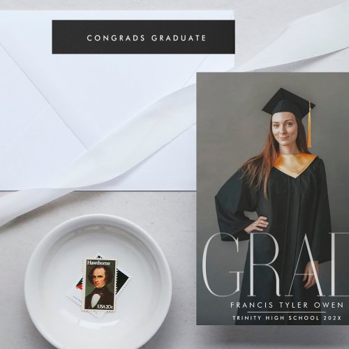 minimal black and white customizable graduation wrap around label
