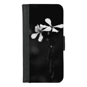 minimal black and white floral iPhone 8/7 wallet case