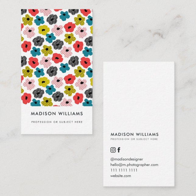 Minimal Flowers Stylish Trendy Modern Business Car Business Card (Front/Back)