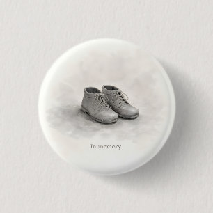 Minimal Holocaust Remembrance Day Button