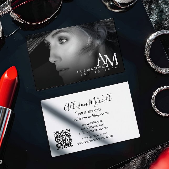 Minimal Modern Black White Photo QR Photography Business Card (Minimal Modern Black White Photo QR Photography Business Card)